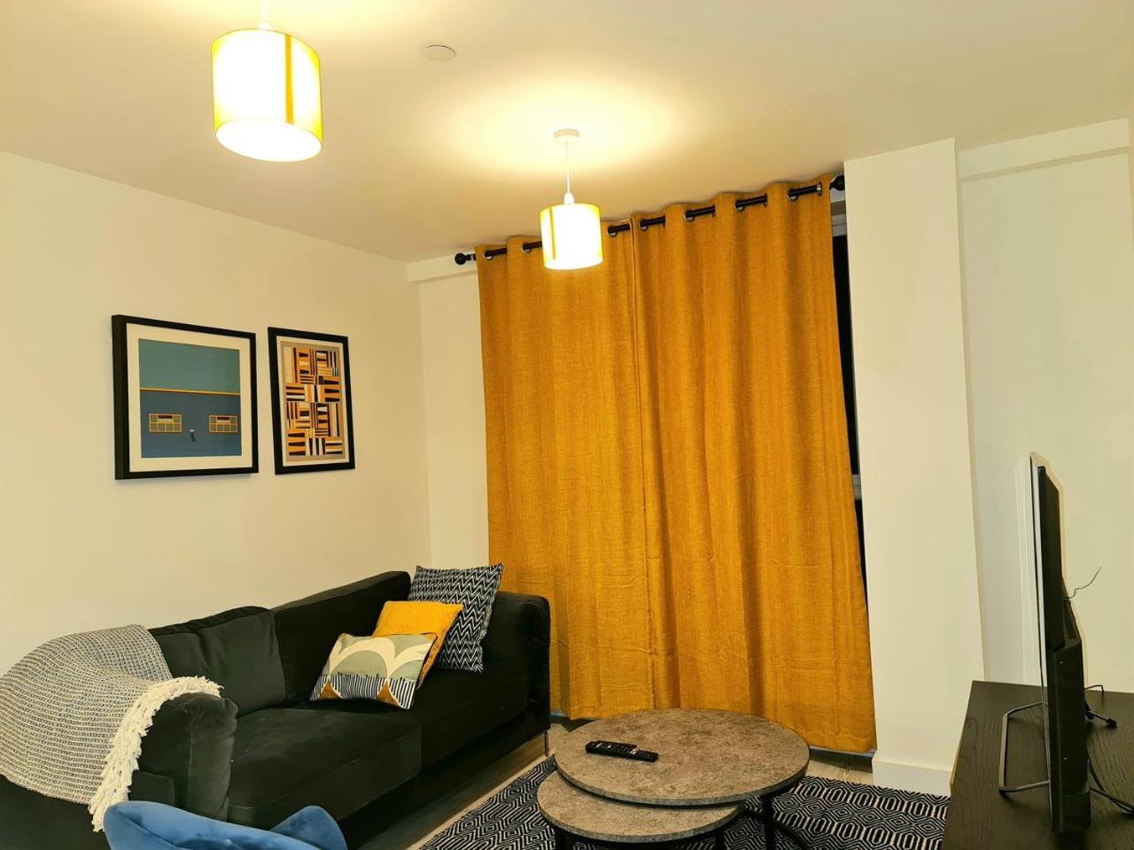 Exquisite Cosy 2-Bed Apartment In Salford Manchester Exteriör bild